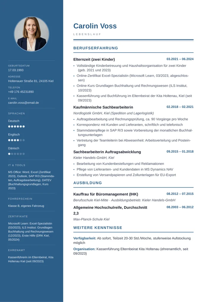 Muster-Lebenslauf einer Kauffrau für den Wiedereinstieg nach Elternzeit: modernes Layout mit Elternzeit transparent als Eintrag, früherer Berufserfahrung, Weiterbildungen und Teilzeit-Verfügbarkeit
